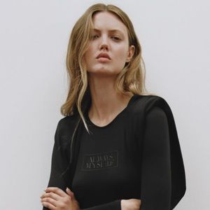 𝗡𝗪𝗧 𝗭𝗮𝗿𝗮 • Bodysuit with Shoulder Pads